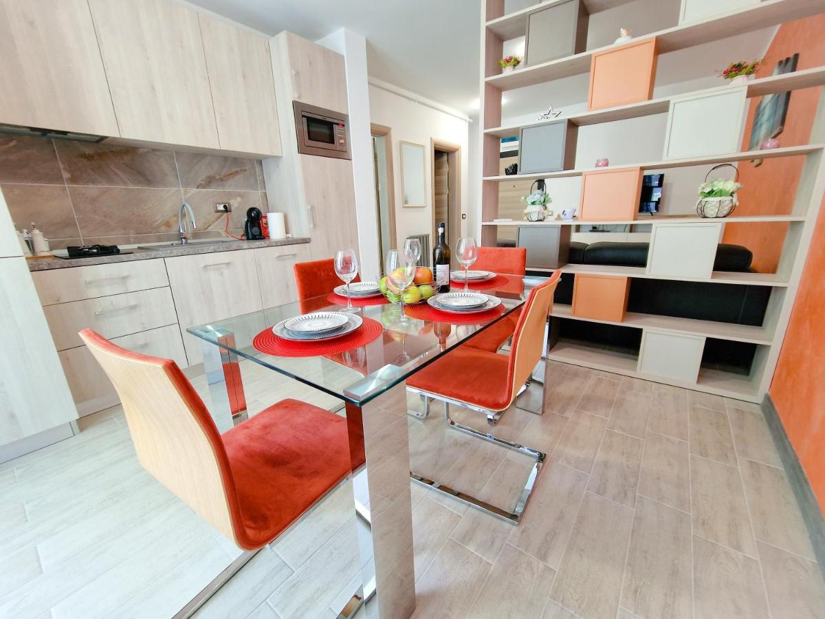 Sole Alezzi Beach Apartment Năvodari Exterior foto
