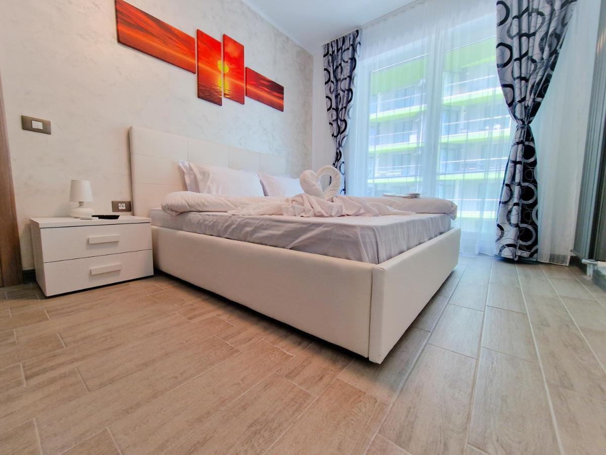 Sole Alezzi Beach Apartment Năvodari Exterior foto